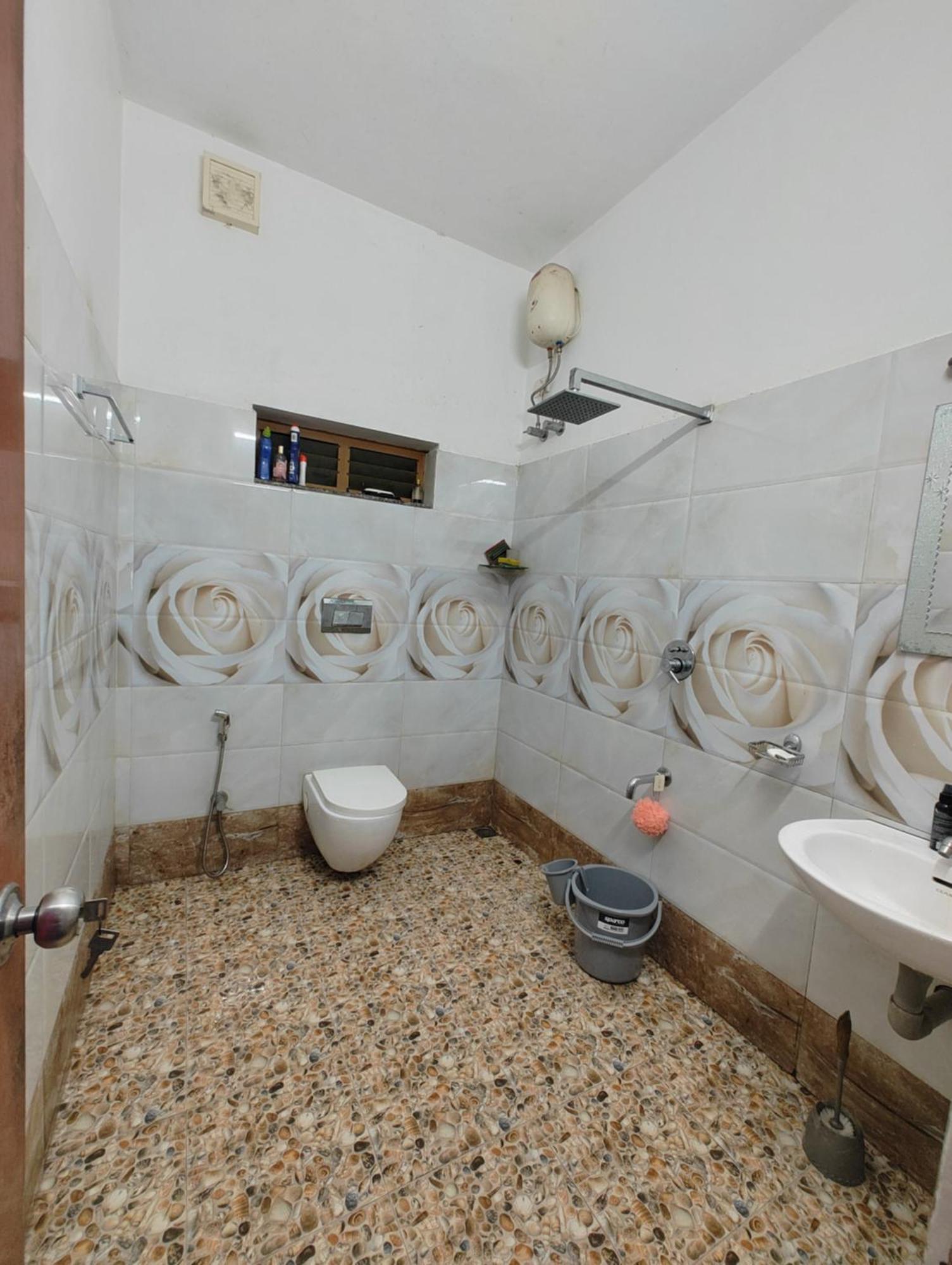 Joby Homestay Kadamakudy Kochi Exterior photo